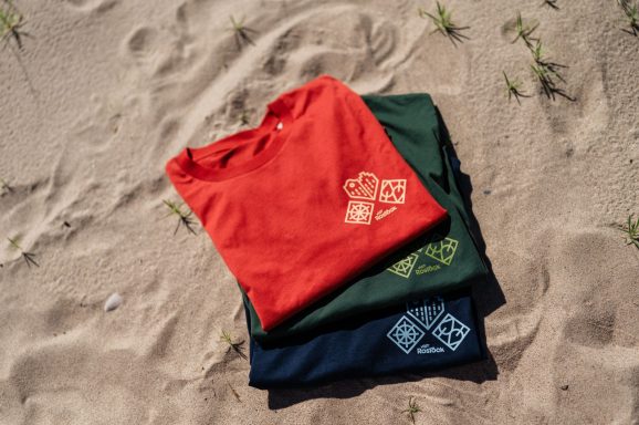 Souvenirs, Geschenkideen und Textilien per Klick